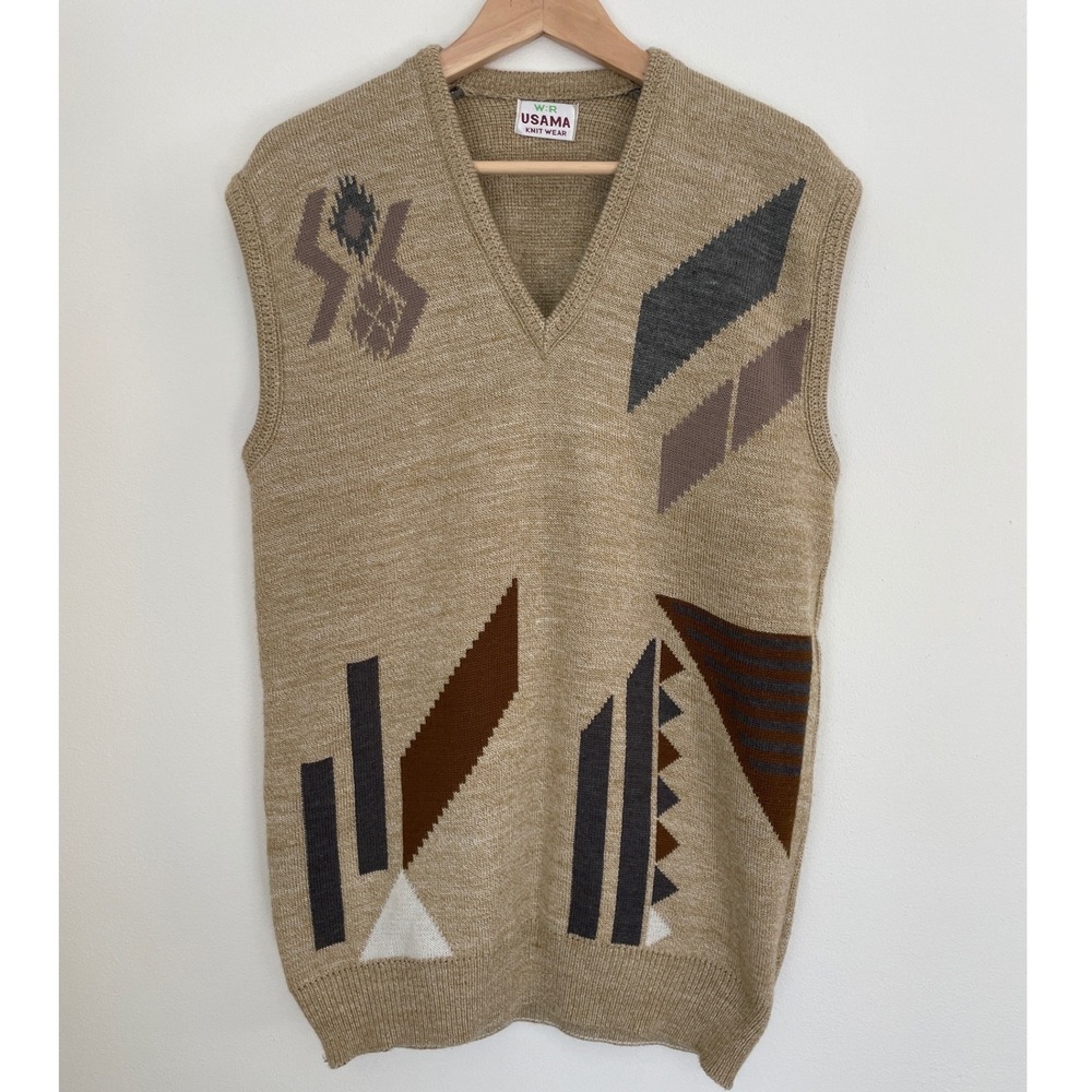 USAMA Knit Wear Men Vintage Geometric Pattern V Neck Sleeveless Sweater Vest Tan